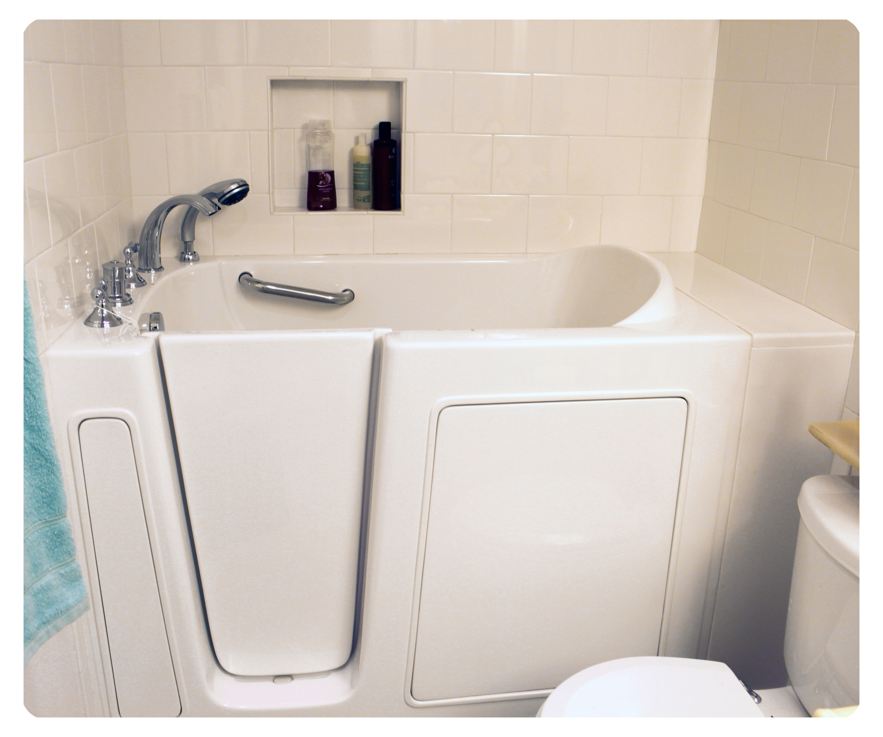 Bliss Walk-in Bathtub Model B3052
